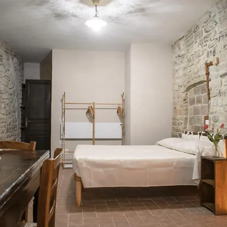 Monolocale Centro Storico 구비오