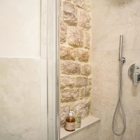 아파트 Monolocale Centro Storico 구비오